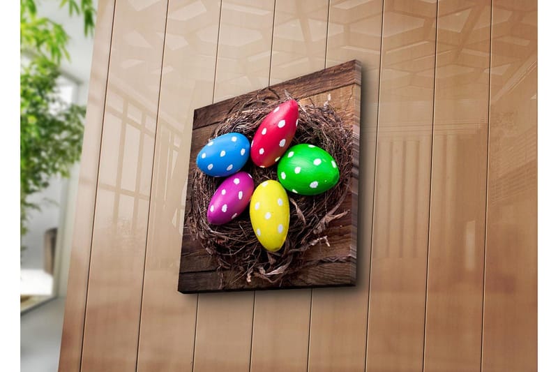 Canvastavla 45x45 cm - Färgglada påskägg i ett bo - Blå / Grön / Rosa - Inredning - Tavlor & posters - Canvastavla