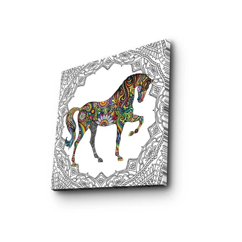 Canvastavla 45x45 cm - Färgglatt hästmotiv med mönster och detaljer - Röd / Grön / Blå - Inredning - Tavlor & posters - Canvastavla