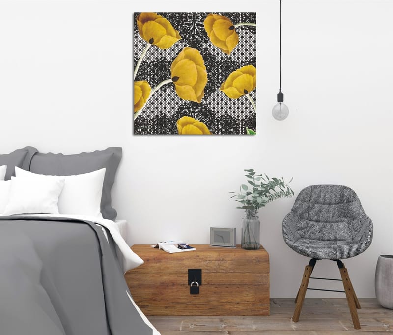 Canvastavla 45x45 cm - Gula blommor mot en svart och vit bakgrund, Gult / Svart / Vitt