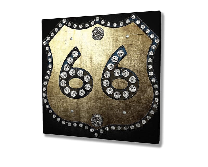 Canvastavla 45x45 cm - Gyllene skylt med nummer 66 prydd med glittrande stenar - Guld / Svart - Inredning - Tavlor & posters - Canvastavla