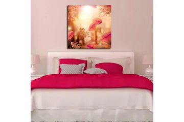 Canvastavla 45x45 cm - Höstlöv som svävar i ett gyllene ljus - Röd / Orange / Beige - Inredning - Tavlor & posters - Canvastavla