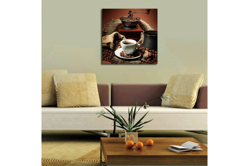 Canvastavla 45x45 cm - Kopp med nybryggt kaffe omgiven av kaffebönor och en kaffekvarn - Mörkbrun / Svart / Beige - Inredning - Tavlor & posters - Canvastavla
