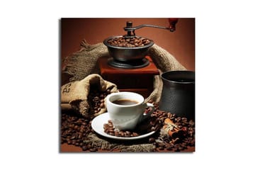 Canvastavla 45x45 cm - Kopp med nybryggt kaffe omgiven av kaffebönor och en kaffekvarn - Mörkbrun / Svart / Beige - Inredning - Tavlor & posters - Canvastavla