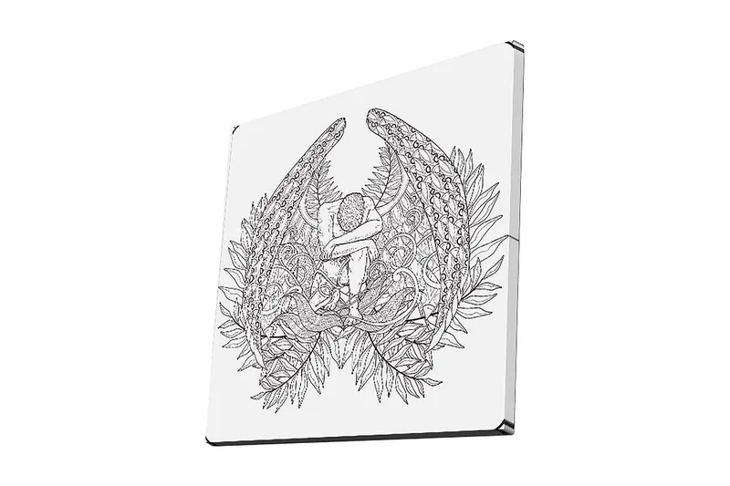 Canvastavla 45x45 cm - Mörk och detaljrik skulptur av en sittande figur omgiven av fjädrar och växtlighet, Svart / Vit