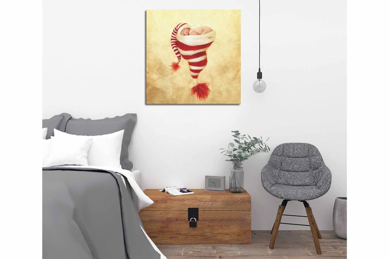 Canvastavla 45x45 cm - Nyfödd baby i en julig mössa med röd-vita ränder - Röd / Vit / Beige - Inredning - Tavlor & posters - Canvastavla
