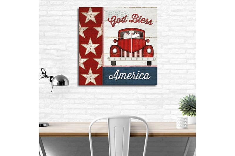 Canvastavla 45x45 cm - Röd vintagebil med amerikanska stjärnor och texten God Bless America - Röd / Vit / Blå - Inredning - Tavlor & posters - Canvastavla