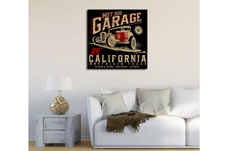 Canvastavla 45x45 cm - Retro hot rod-bil i rörelse - Röd / Svart / Beige - Inredning - Tavlor & posters - Canvastavla