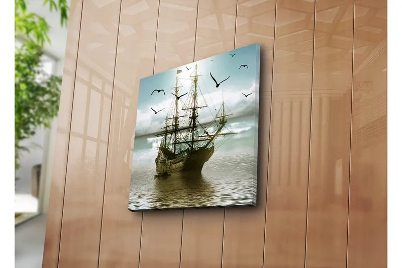 Canvastavla 45x45 cm - Segelbåt på spegelblanka vattenytor omgiven av fåglar - Blå / Brun / Grön - Inredning - Tavlor & posters - Canvastavla