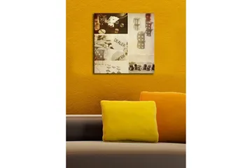 Canvastavla 45x45 cm - Spelrelaterad komposition med tärningar och spelmarker - Grå / Vit / Beige - Inredning - Tavlor & posters - Canvastavla