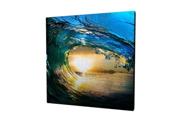 Canvastavla 45x45 cm - Storslagen våg som fångar solnedgångens ljus - Blå / Grön / Gyllene - Inredning - Tavlor & posters - Canvastavla