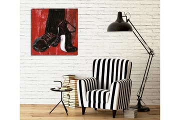 Canvastavla 45x45 cm - Svart och röd skomodell med eleganta detaljer - Röd / Svart / Vit - Inredning - Tavlor & posters - Canvastavla