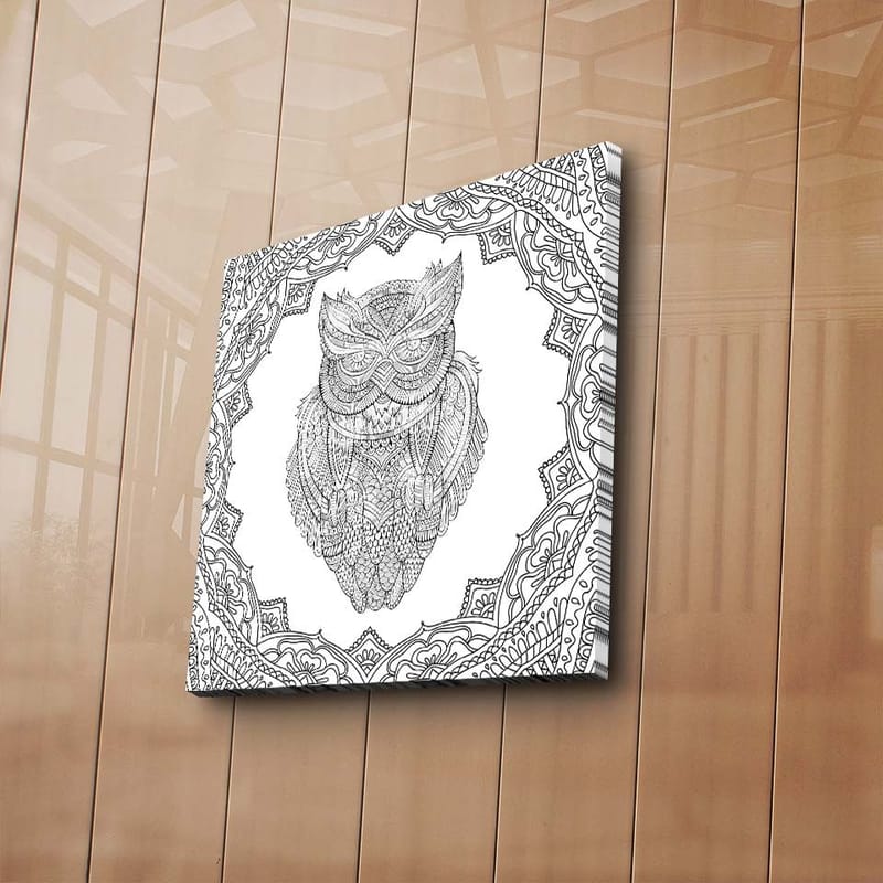 Canvastavla 45x45 cm - Uggla i detaljerad linjeteckning omgiven av ornamentala mönster - Svart / Vitt - Inredning - Tavlor & posters - Canvastavla