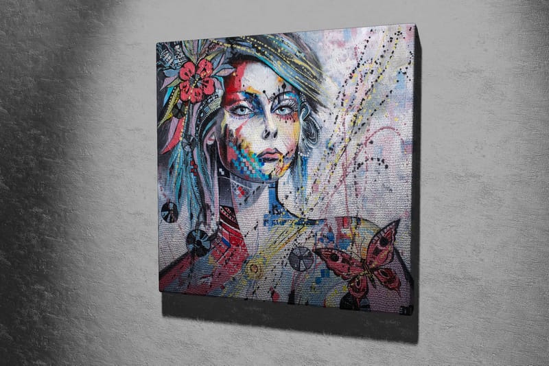 Canvastavla 45x45 cm - Porträtt av en kvinna med färgglada detaljer och fjärilar - Rosa / Blå / Grön - Inredning - Tavlor & posters - Canvastavla