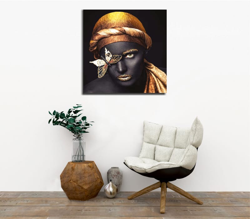 Canvastavla 45x45 cm - Porträtt av en kvinna med guldiga detaljer och en fjäril på ansiktet - Svart / Guld / Brun - Inredning - Tavlor & posters - Canvastavla