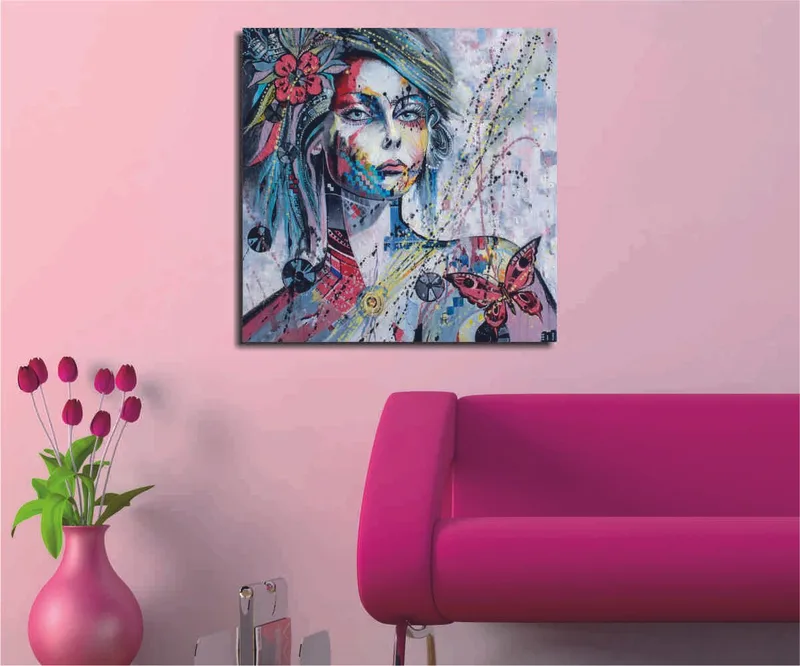 Canvastavla 45x45 cm - Porträtt av en kvinna med färgglada detaljer och fjärilar - Rosa / Blå / Grön - Inredning - Tavlor & posters - Canvastavla