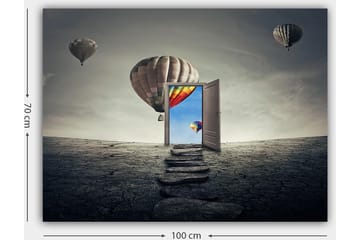 Canvastavla 70x100 cm - Öppen dörr som leder till en färgglad himmel med varmluftsballonger som svävar över en karg landskap - Grå / Beige / Röd - Inredning - Tavlor & posters - Canvastavla