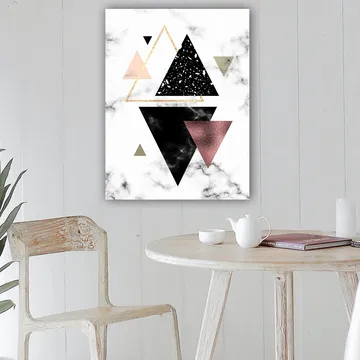 Canvastavla 70x100 cm - Abstrakt komposition av trianglar i olika former och färger - Svart / Rosa / Guld - Inredning - Tavlor & posters - Canvastavla