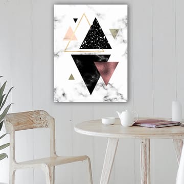 Canvastavla 70x100 cm - Abstrakt komposition av trianglar i olika former och färger - Svart / Rosa / Guld - Inredning - Tavlor & posters - Canvastavla