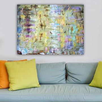 Canvastavla 70x100 cm - Abstrakt komposition med mjuka färgövergångar och texturer som skapar en drömlik atmosfär - Ljusgrön / Lila / Beige - Inredning - Tavlor & posters - Canvastavla