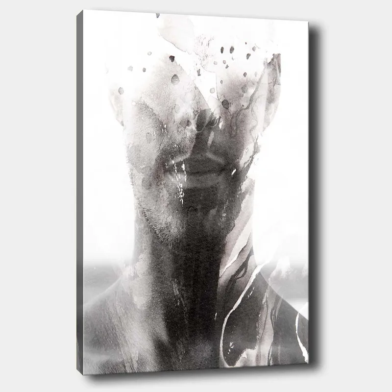 Canvastavla 70x100 cm - Abstrakt porträtt av en man med suddiga och flytande linjer som skapar en drömlik känsla - Svart / Grått / Vitt - Inredning - Tavlor & posters - Canvastavla