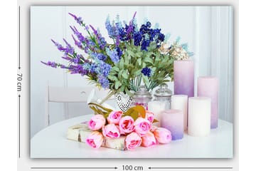 Canvastavla 70x100 cm - Blomsterarrangemang med rosa rosor och lila blommor i en vit vas - Rosa / Lila / Grön - Inredning - Tavlor & posters - Canvastavla