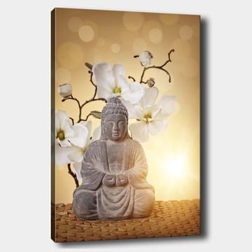 Canvastavla 70x100 cm - Buddha-statyn omgiven av vita blommor och en mjuk, gyllene bakgrund - Grå / Vit / Gyllene - Inredning - Tavlor & posters - Canvastavla