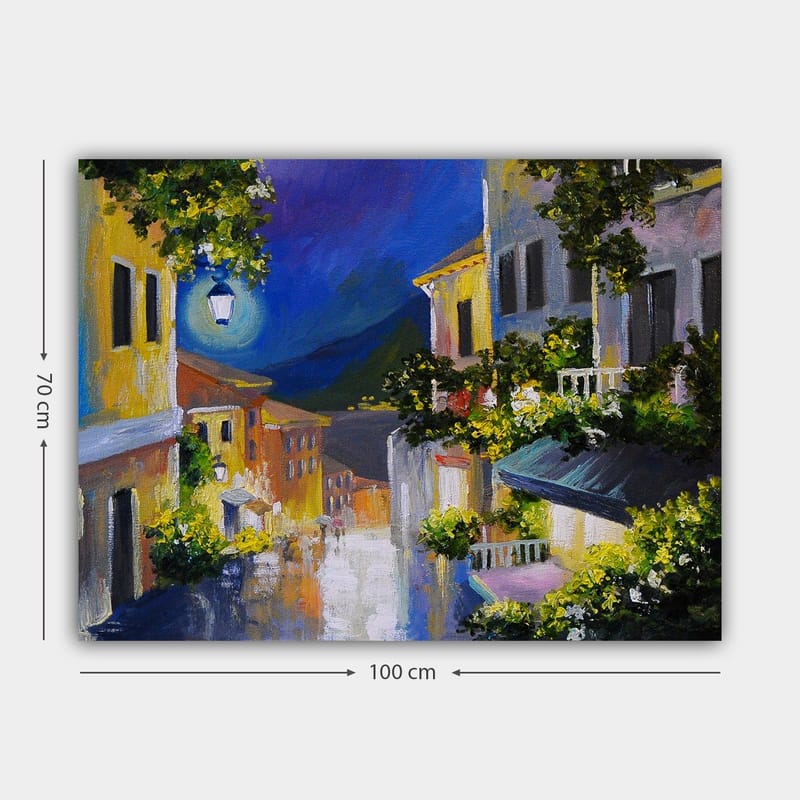 Canvastavla 70x100 cm - Charmig gränd med färgglada hus och en måne som lyser över landskapet - Gult / Blått / Grönt - Inredning - Tavlor & posters - Canvastavla