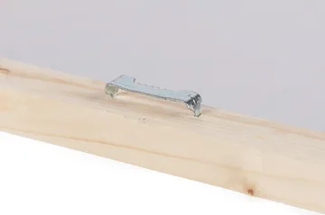 Canvastavla 70x100 cm - Detaljerad avbildning av jorden sedd från rymden, med fokus på kontinenternas former och ljus från städerna - Mörkblå / Grön / Vit - Inredning - Tavlor & posters - Canvastavla