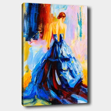 Canvastavla 70x100 cm - Elegant kvinna i en vacker klänning som står med ryggen vänd mot betraktaren - Mörkblå / Röd / Gul - Inredning - Tavlor & posters - Canvastavla