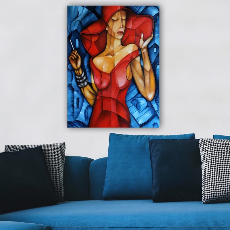 Canvastavla 70x100 cm - Elegant kvinna i röd klänning med en stor hatt, som håller en parasoll i en stiliserad miljö - Röd / Blå / Beige - Inredning - Tavlor & posters - Canvastavla