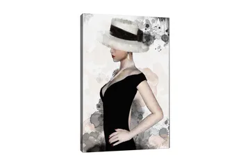 Canvastavla 70x100 cm - Elegant kvinna i svart klänning med en stor hatt som framhäver hennes stil och skönhet - Svart / Grå / Beige - Inredning - Tavlor & posters - Canvastavla