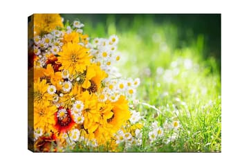 Canvastavla 70x100 cm - Färgglad bukett med gula blommor och vita prästkragar - Gult / Vitt / Orange - Inredning - Tavlor & posters - Canvastavla