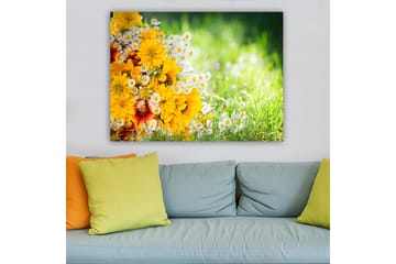 Canvastavla 70x100 cm - Färgglad bukett med gula blommor och vita prästkragar - Gult / Vitt / Orange - Inredning - Tavlor & posters - Canvastavla