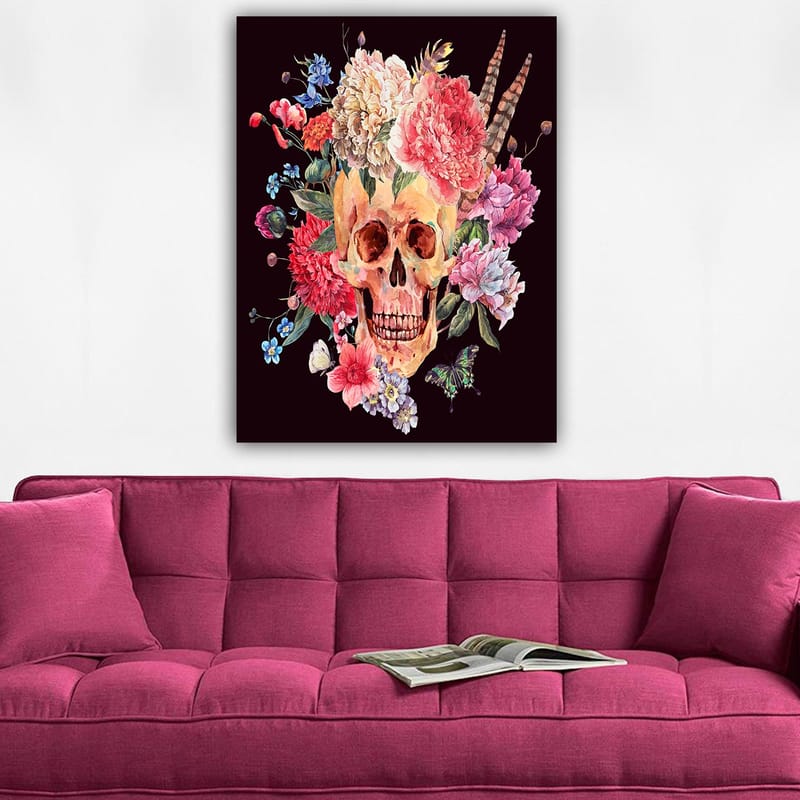 Canvastavla 70x100 cm - Färgglad dödskalle omgiven av blommor - Rosa / Gul / Grön - Inredning - Tavlor & posters - Canvastavla