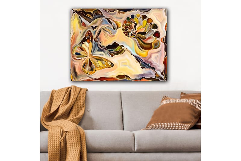 Canvastavla 70x100 cm - Färgglad fjäril som svävar över en spiralformad struktur i mjuka, organiska former - Guld / Brun / Orange - Inredning - Tavlor & posters - Canvastavla