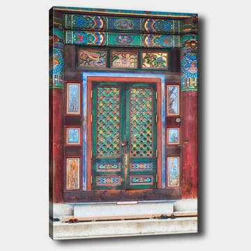Canvastavla 70x100 cm - Färgglad och detaljerad dörr med traditionella mönster och dekorationer - Grön / Röd / Blå - Inredning - Tavlor & posters - Canvastavla