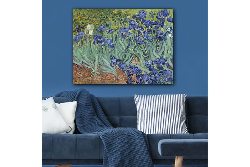Canvastavla 70x100 cm - Färgglad samling av irisblommor i olika nyanser av blått - Blå / Grön / Vit - Inredning - Tavlor & posters - Canvastavla