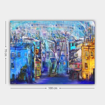 Canvastavla 70x100 cm - Färgglad stadsbild med hus i olika nyanser och träd under en regnig himmel - Blå / Gul / Lila - Inredning - Tavlor & posters - Canvastavla