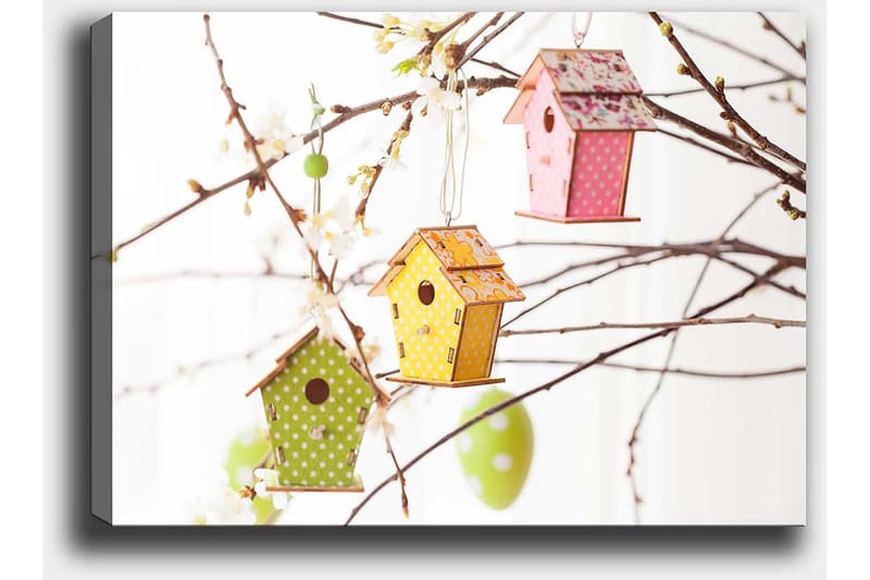 Canvastavla 70x100 cm - Färgglada fågelholkar hängande i grenar med blommor - Grön / Gul / Rosa - Inredning - Tavlor & posters - Canvastavla