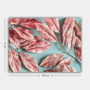 Canvastavla 70x100 cm - Färgglada löv i rosa och röd nyans mot en ljusblå bakgrund - Rosa / Ljusblå - Inredning - Tavlor & posters - Canvastavla
