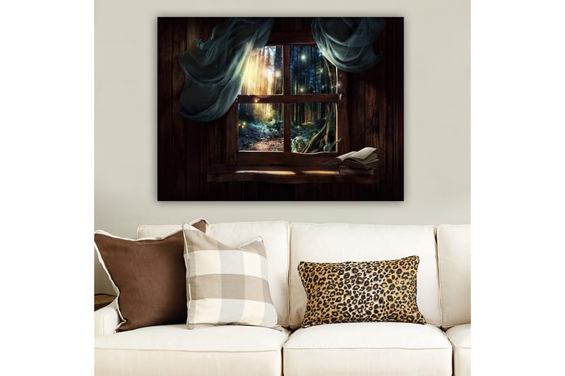 Canvastavla 70x100 cm - Fönsterutsikt mot en mystisk skog med ljusstrålar som sipprar genom träden - Mörkgrön / Brun / Ljusblå - Inredning - Tavlor & posters - Canvastavla
