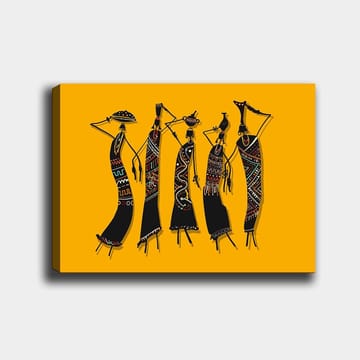 Canvastavla 70x100 cm - Fem stiliserade kvinnor i traditionella kläder som bär föremål på huvudet - Svart / Gul / Röd - Inredning - Tavlor & posters - Canvastavla