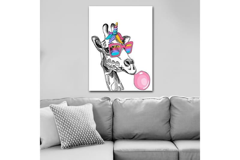 Canvastavla 70x100 cm - Giraff med solglasögon som blåser bubblor - Rosa / Blå / Lila - Inredning - Tavlor & posters - Canvastavla