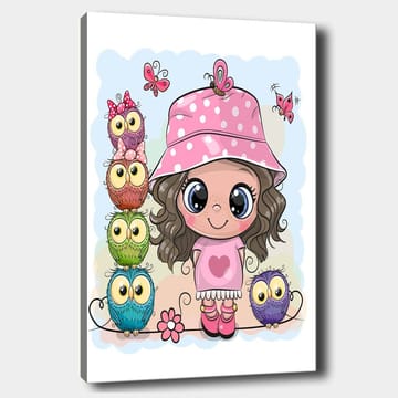 Canvastavla 70x100 cm - Glad flicka med en rosa hatt omgiven av färgglada ugglor och fjärilar - Rosa / Grön / Blå - Inredning - Tavlor & posters - Canvastavla