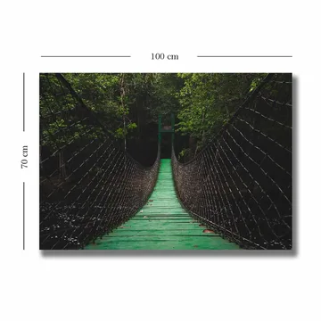 Canvastavla 70x100 cm - Hängbro som sträcker sig genom en grönskande skog - Grön / Svart - Inredning - Tavlor & posters - Canvastavla