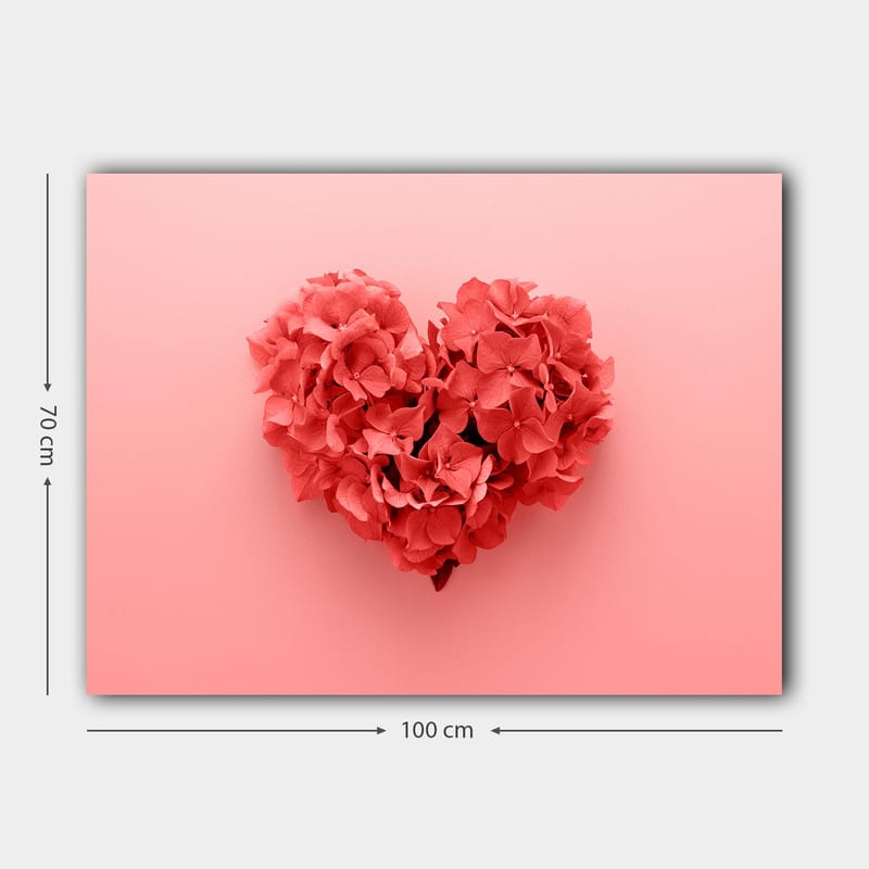 Canvastavla 70x100 cm - Hjärtformad komposition av blommor i en romantisk och lekfull stil - Korallröd / Ljusrosa - Inredning - Tavlor & posters - Canvastavla