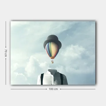 Canvastavla 70x100 cm - Huvudlös man i vit skjorta och svart hatt, med en färgglad luftballong svävande ovanför - Vit / Svart / Regnbågsfärgad - Inredning - Tavlor & posters - Canvastavla