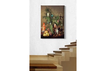 Canvastavla 70x100 cm - Juldekoration med gran, dekorationer och frukter - Grön / Röd / Beige - Inredning - Tavlor & posters - Canvastavla