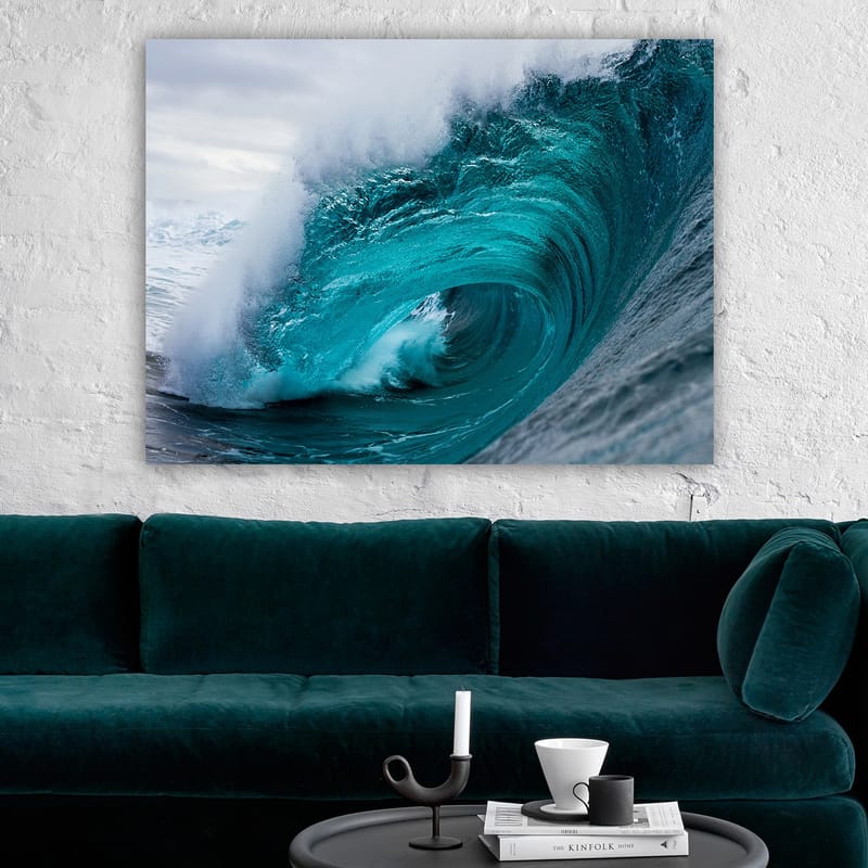 Canvastavla 70x100 cm - Kraftfull och dynamisk våg som bryter vid havets yta - Turkos / Mörkblå - Inredning - Tavlor & posters - Canvastavla