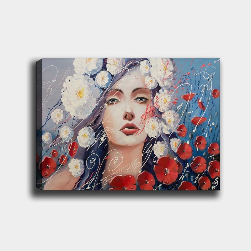 Canvastavla 70x100 cm - Kvinna med blommor i håret, omgiven av röda blommor och en blå bakgrund, Vit / Röd / Blå